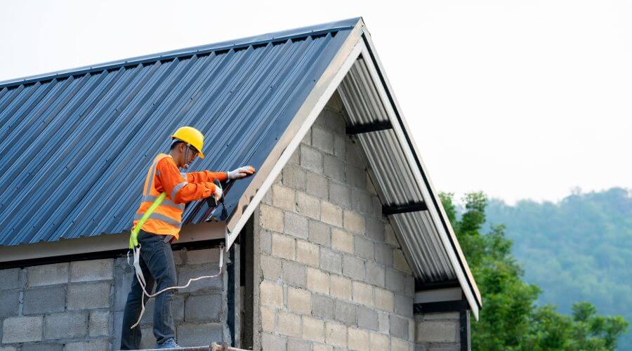 Professional New roof installation in Saint Bernice, IN